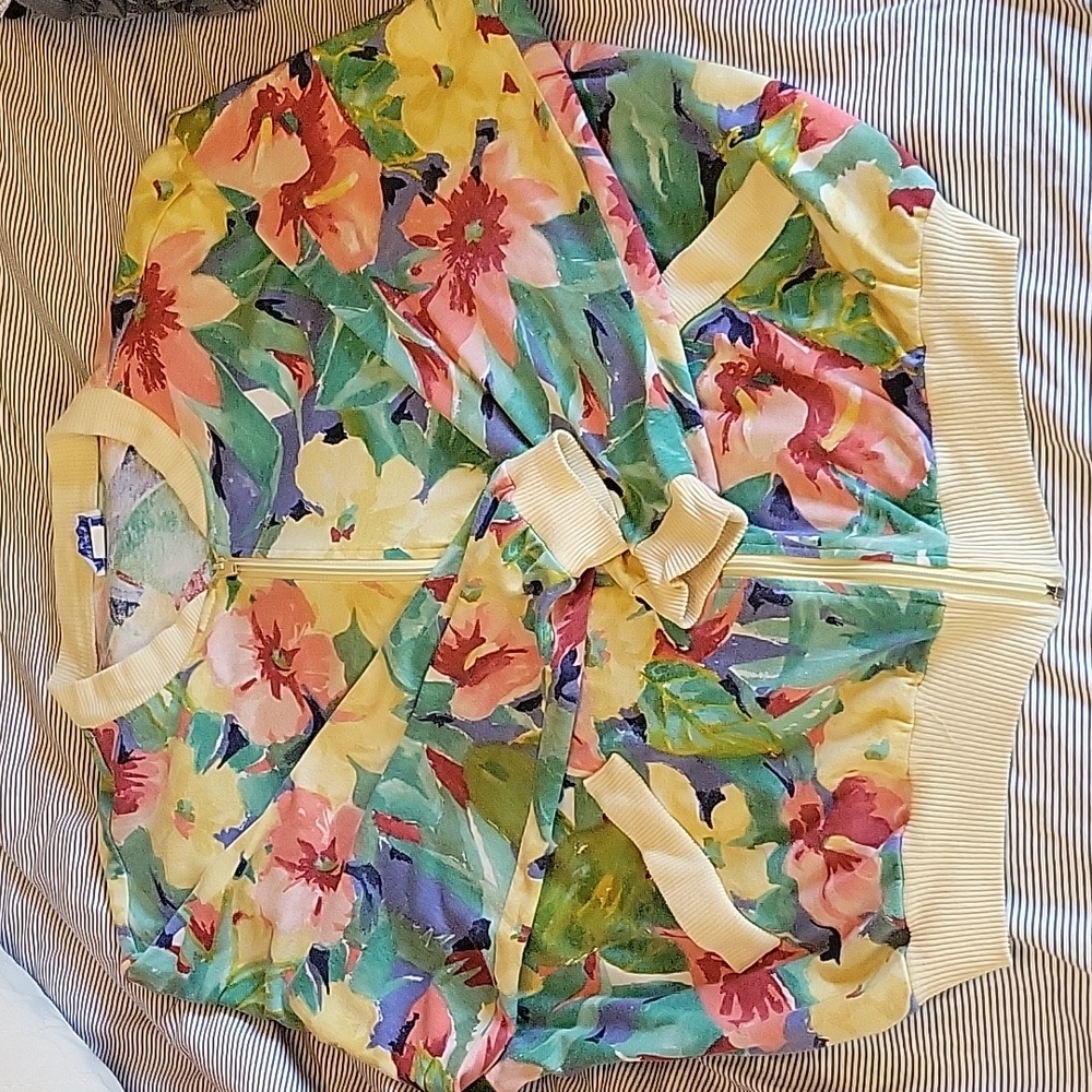Lightweight Sweatshirt Style Jacket